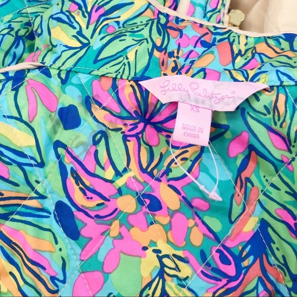 Lilly Pulitzer Getaway Quilted Vest - Picture 6 of 7